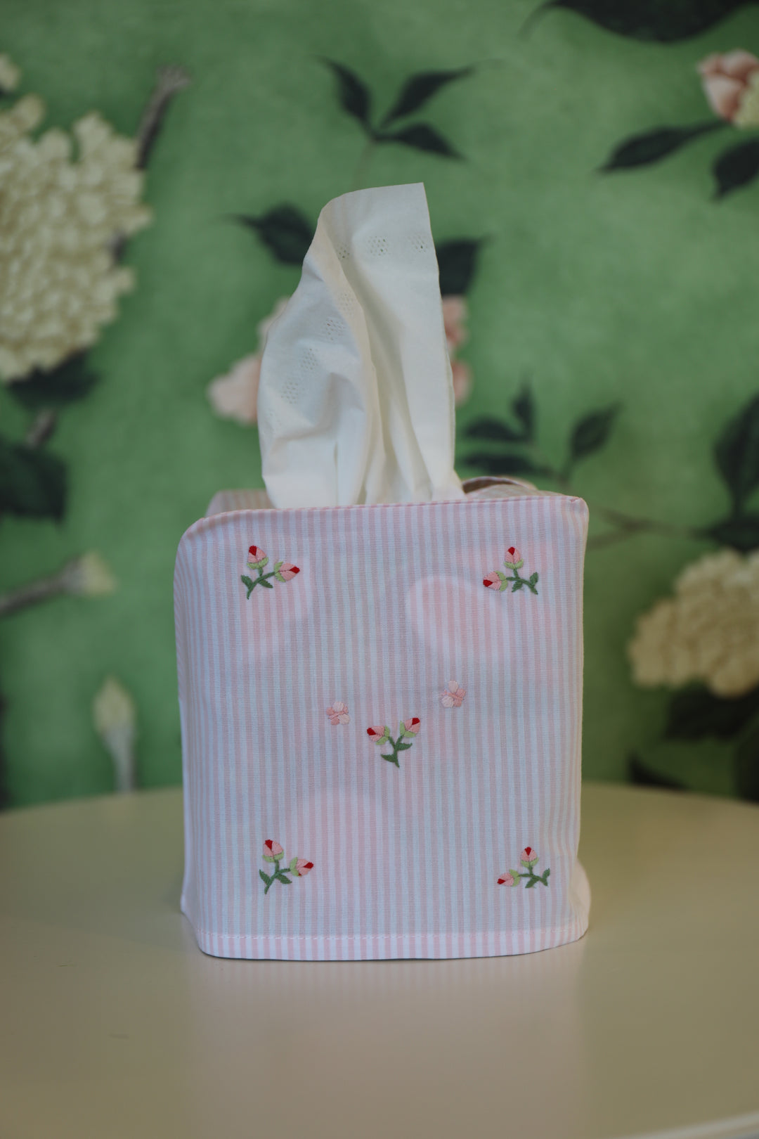Gordonsbury Tissue Cover