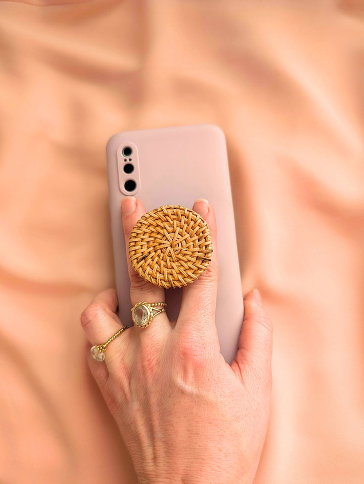 Rattan phone handle