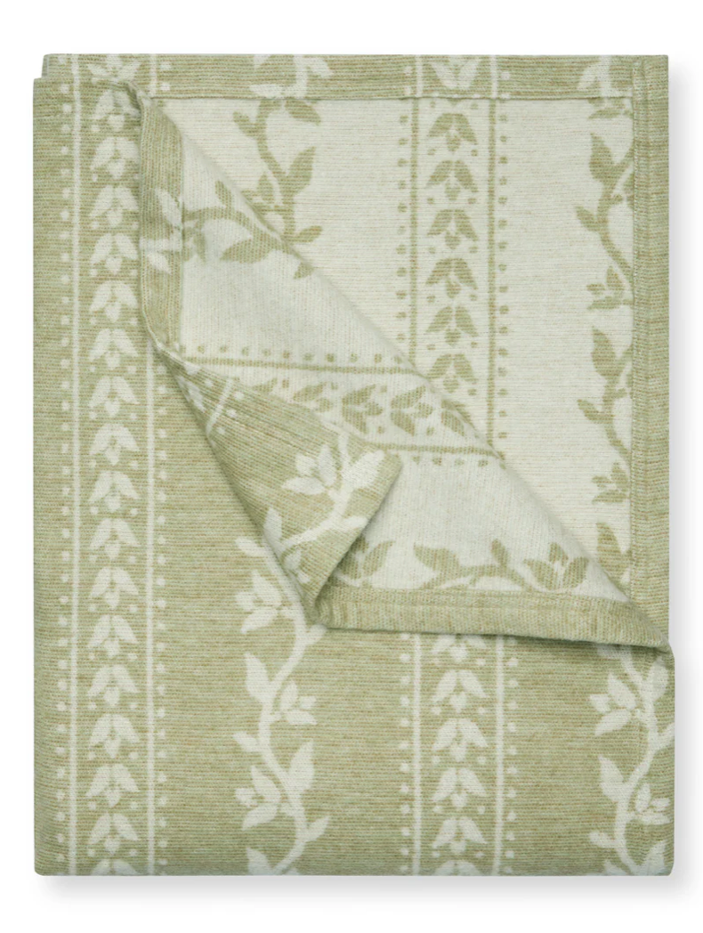 Chappy Lightweight Blanket