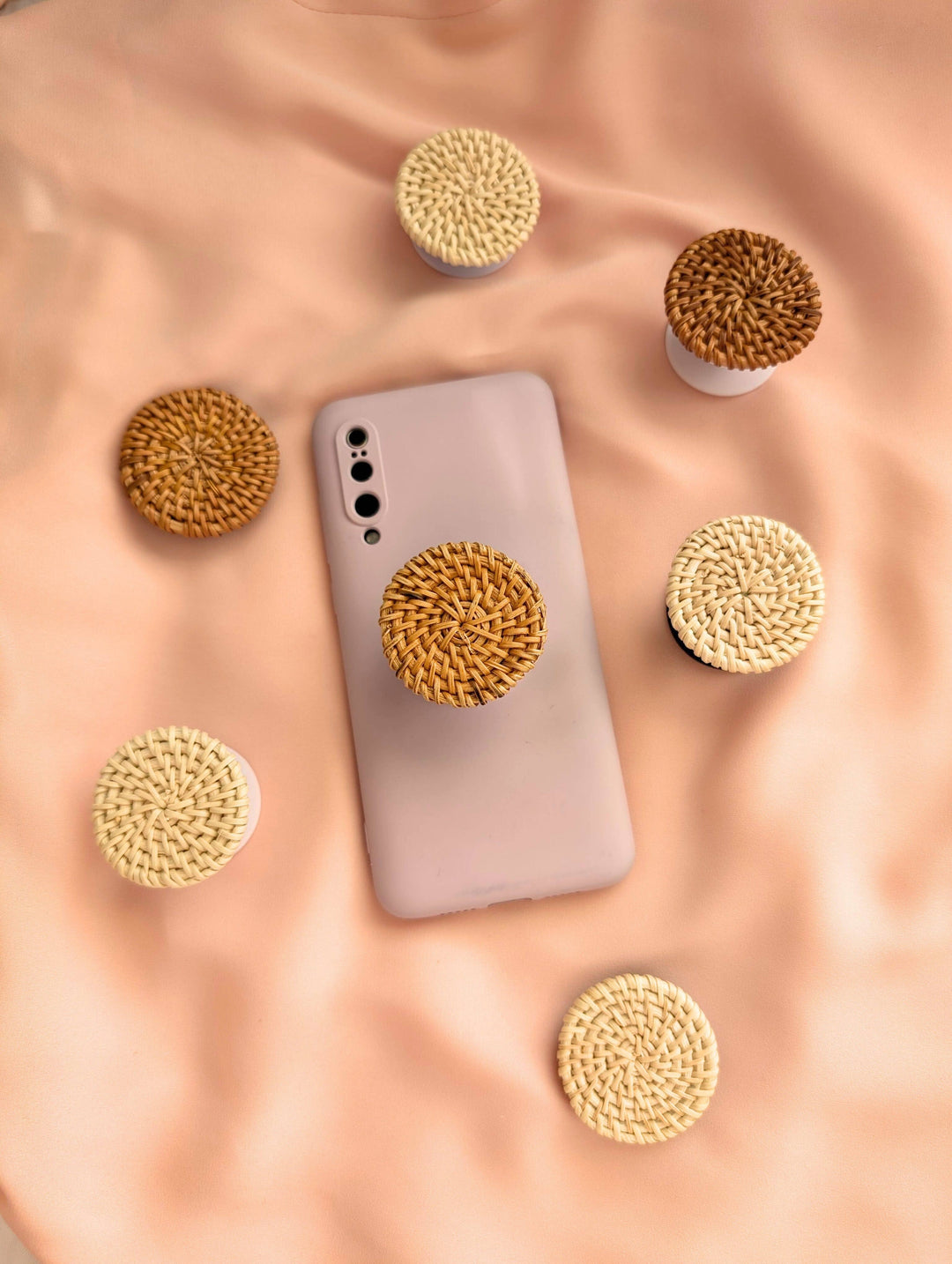 Rattan phone handle